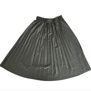 Grey Collective Faux Leather Pleated Midi Skirt Women’s M Olive Green NWT